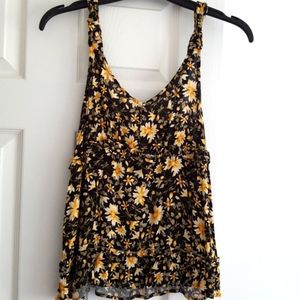 American Eagle floral top
